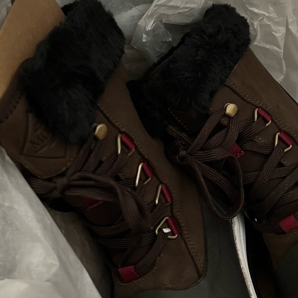 New brown mucks arctic apres lace winter boot size 6 cozy fur snow outdoor - Picture 5 of 6
